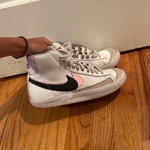 Barely worn Nike Blazer sneakers